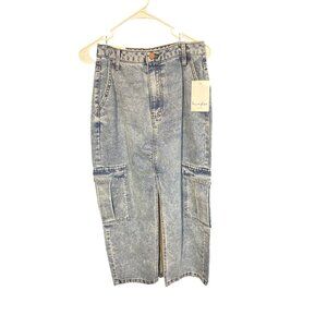 Love Fire Womens Denim Pencil Skirt Size 5 Medium Wash‎ NWT